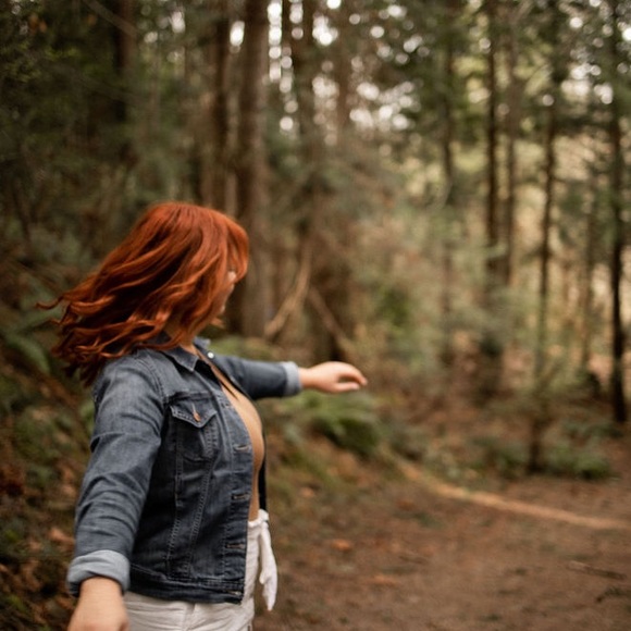 Meet your Posher, Eva - Picture 2 of 3